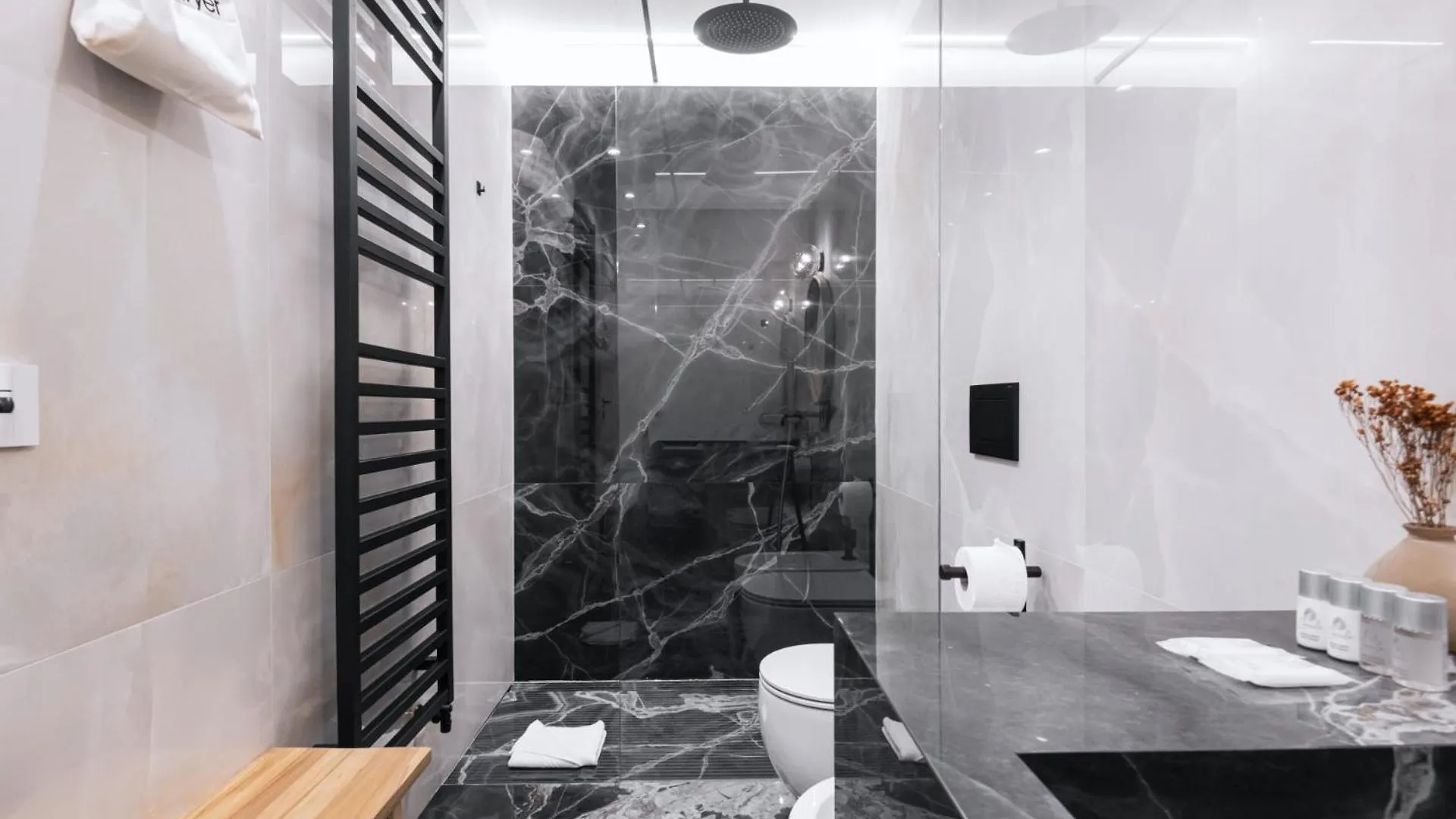 Appartamento Easylife - Terrazzo, Wellness, A 10 Min Dal Duomo Milano