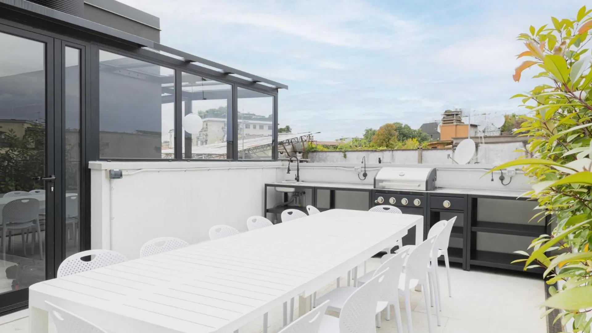 Appartamento Easylife - Terrazzo, Wellness, A 10 Min Dal Duomo Milano